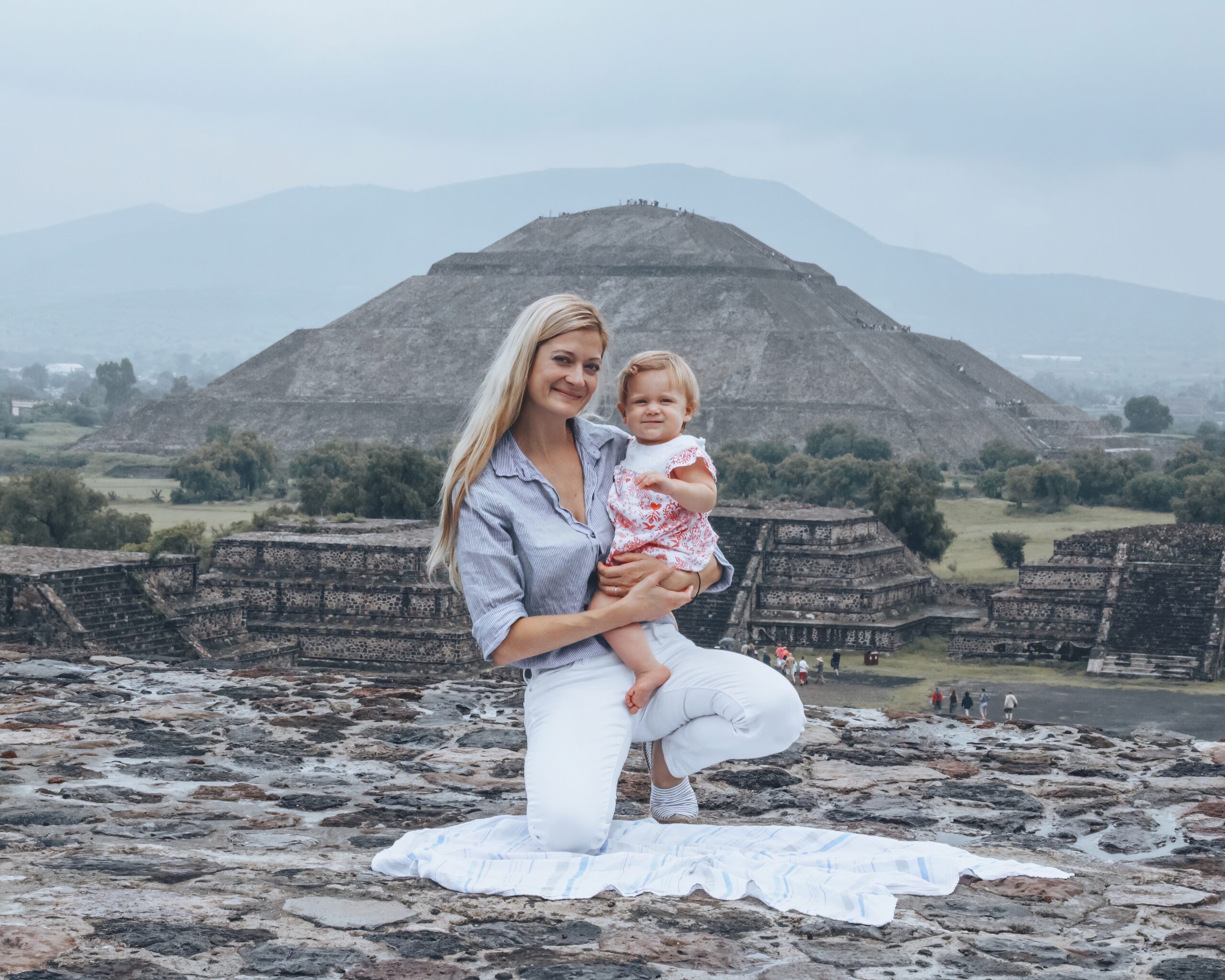 teotihuacan ruins Mexico city with kids baby